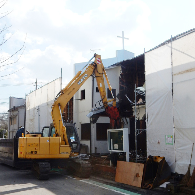 ２月から会堂・牧師館の建て替え工事にはいっております。しばらくご不便をおかけします。